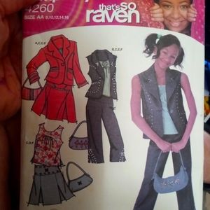 Simplicity That’s So Raven / Sewing Pattern